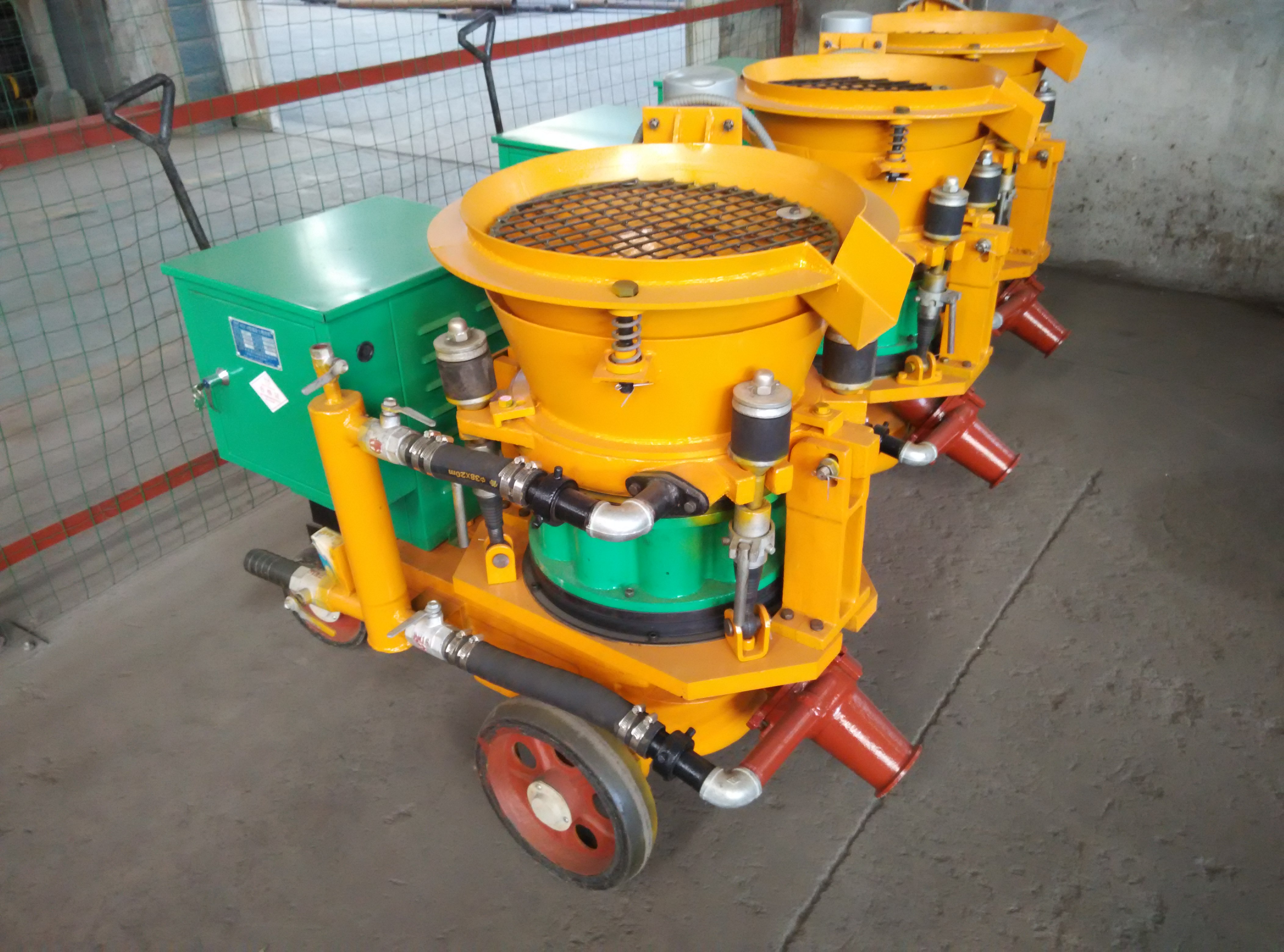 Advantages and Disadvantages of Rotary Gunite Machine